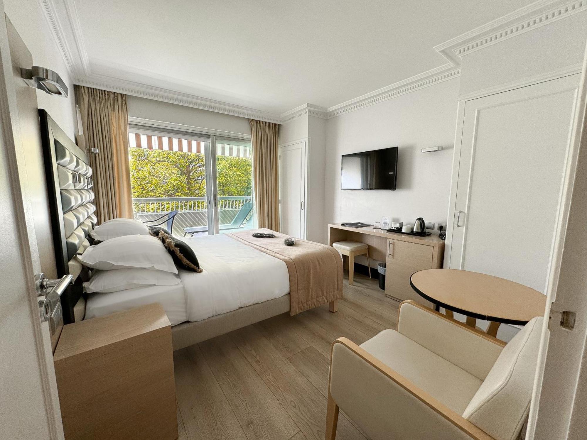 Hotel Victoria Канни Екстер'єр фото