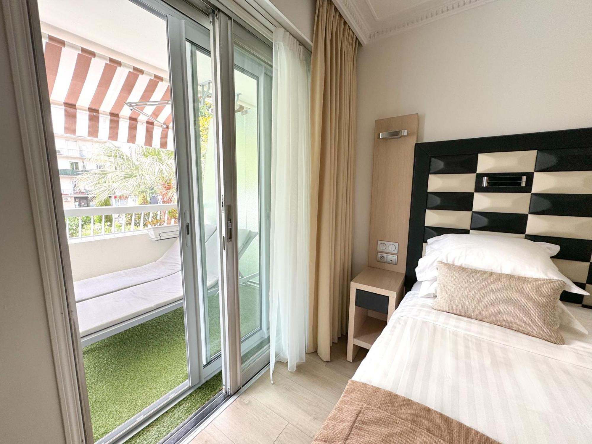 Hotel Victoria Канни Екстер'єр фото
