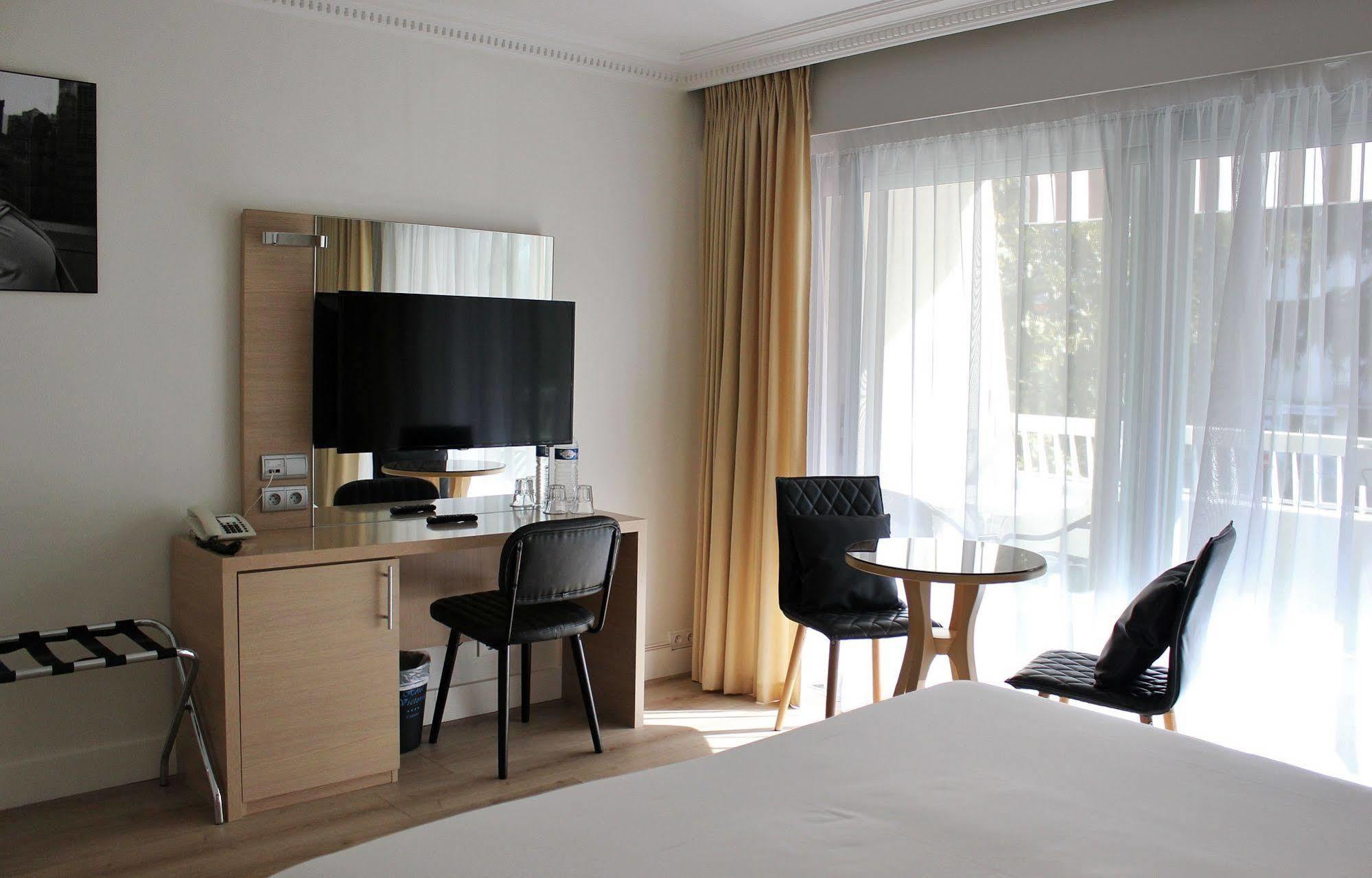 Hotel Victoria Канни Екстер'єр фото